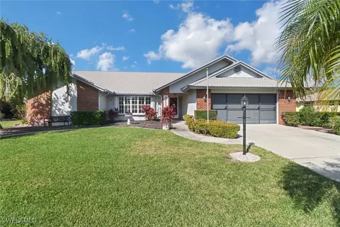 4205 Prestwick Ct, North Fort Myers, FL 33903