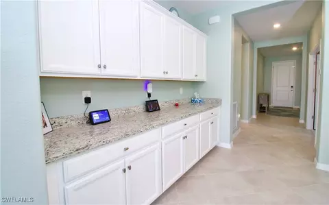 3995 E Hampton Cir, Alva, FL 33920 photo 11