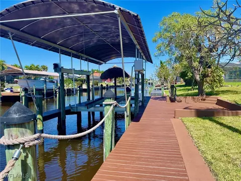 2912 SE 20th Ave, Cape Coral, FL 33904