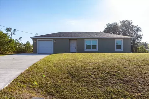 5061 N Obispo Cir, Labelle, FL 33935