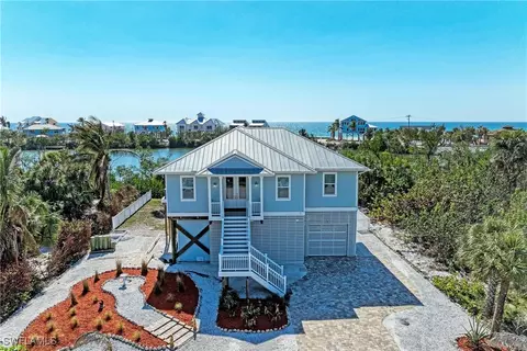 37 Bocilla Dr, Placida, FL 33946