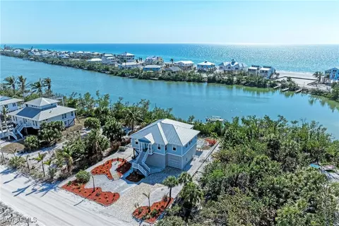 37 Bocilla Dr, Placida, FL 33946 photo 4