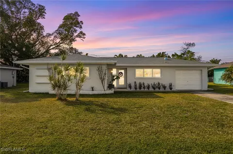 326 SE 46th Ln, Cape Coral, FL 33904