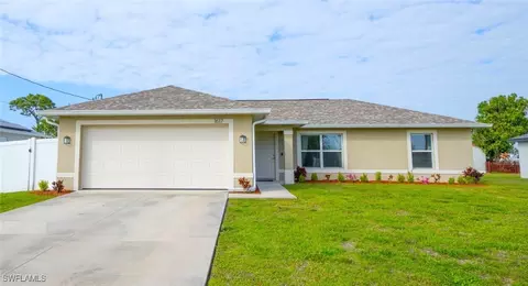 1617 SW 14th Ter, Cape Coral, FL 33991