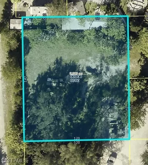 26985 Sun Village Ln, Bonita Springs, FL 34135