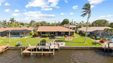 3230 SE 2nd Ave, Cape Coral, FL 33904