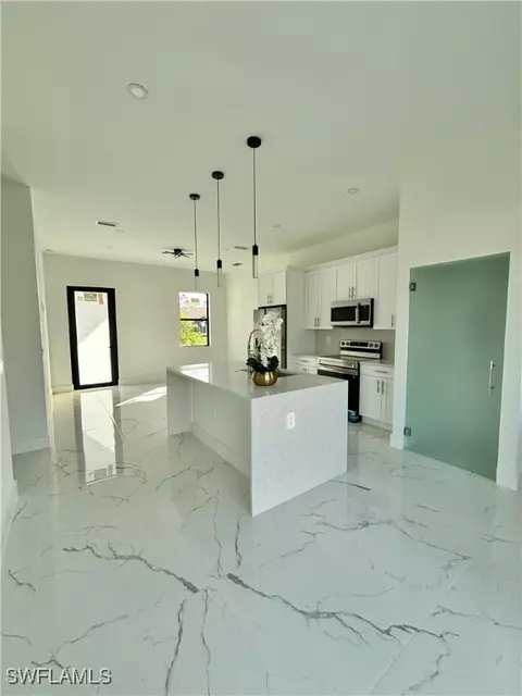 207 E 6th St, Lehigh Acres, FL 33972 photo 9