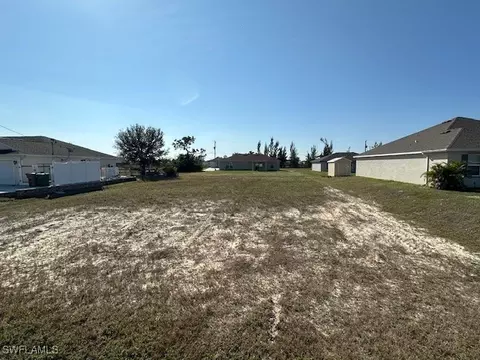 1730 NW 14th Ter, Cape Coral, FL 33993