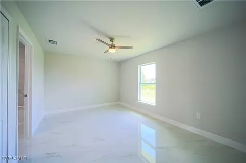 726 Manuel St E, Lehigh Acres, FL 33974 photo 10