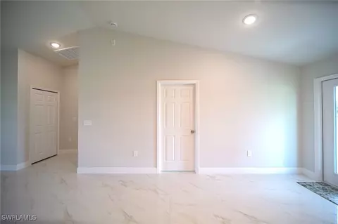 726 Manuel St E, Lehigh Acres, FL 33974 photo 9