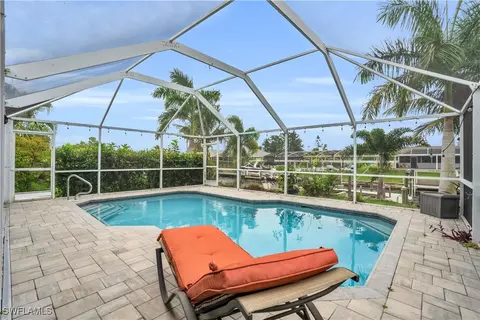 1316 SE 23rd St, Cape Coral, FL 33990