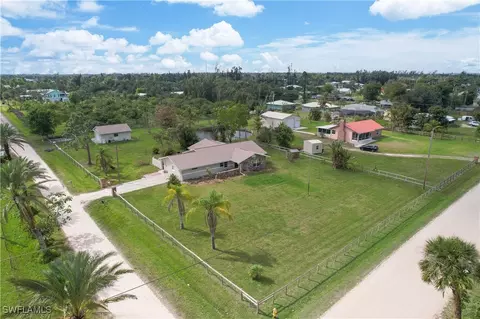 5697 Cubles Dr, Bokeelia, FL 33922