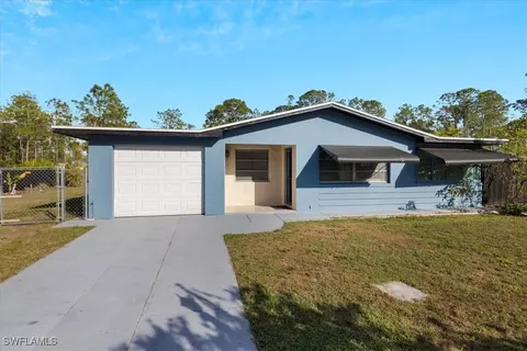 1216 8th Ave, Lehigh Acres, FL 33972