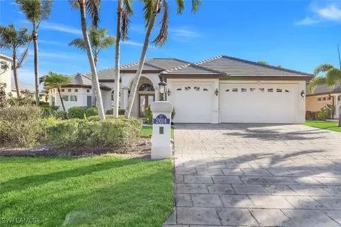 2014 El Dorado Pkwy W, Cape Coral, FL 33914
