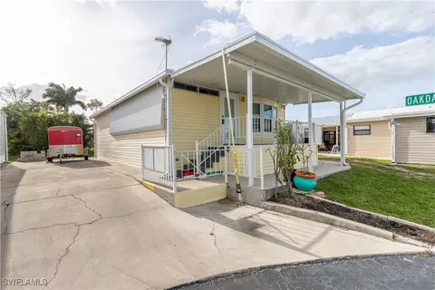 16260 Lapwing Ln, Fort Myers, FL 33908