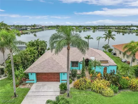 1327 SW 27th Ter, Cape Coral, FL 33914