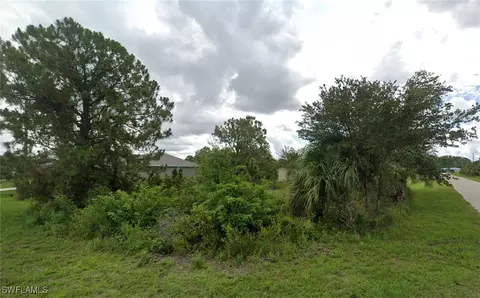 1942 Veronica Ave, Lehigh Acres, FL 33972