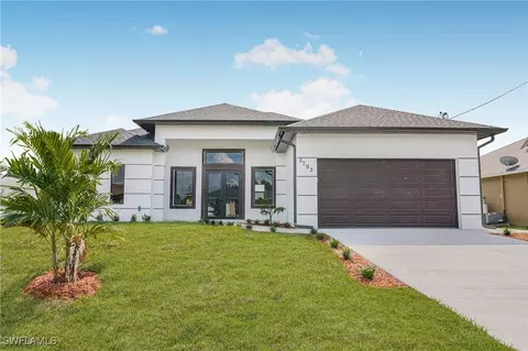 2703 37th St SW, Lehigh Acres, FL 33976