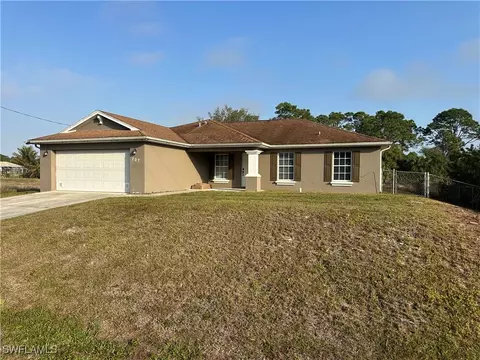 707 Colyer St E, Lehigh Acres, FL 33974