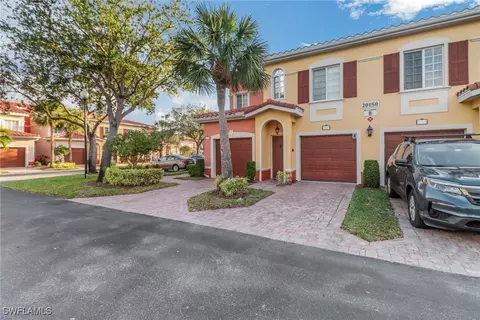 50 Estero Gardens Cir #201, Estero, FL 33928
