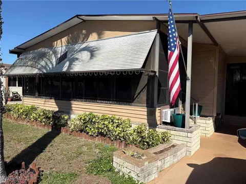 3134 Running Deer Dr, North Fort Myers, FL 33917
