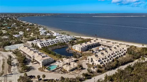 200 Periwinkle Way #211, Sanibel, FL 33957