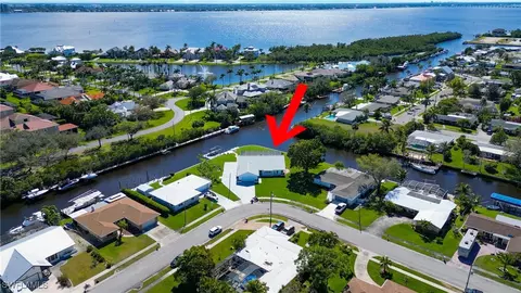 1629 Swan Ter, North Fort Myers, FL 33903