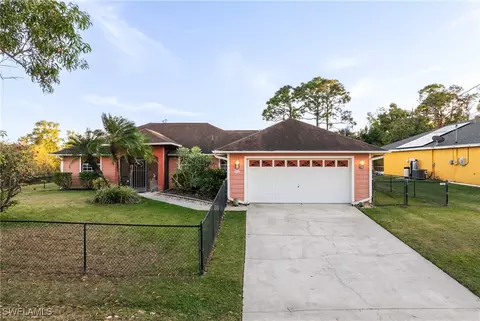 2501 11th St W, Lehigh Acres, FL 33971