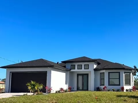 3126 73rd St W, Lehigh Acres, FL 33971