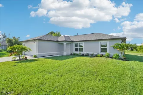 2237 NW Juanita Pl, Cape Coral, FL 33993