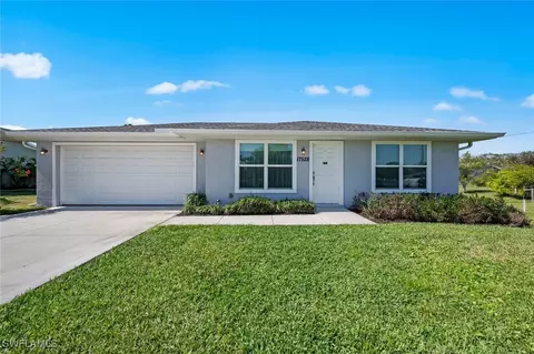 17528 Fuchsia Rd, Fort Myers, FL 33967