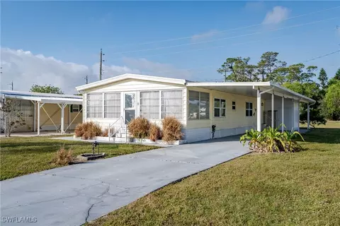 9 Cannes Dr, Naples, FL 34112 photo 4