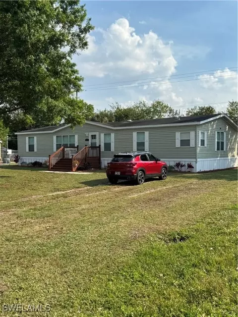 738 Midstate Loop, Clewiston, FL 33440 photo 2