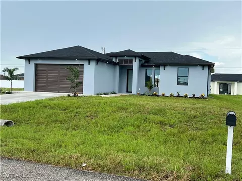 1916 NE 18th Pl, Cape Coral, FL 33909