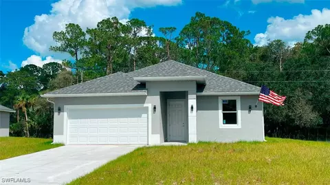 6046 Longfellow Ct, Labelle, FL 33935