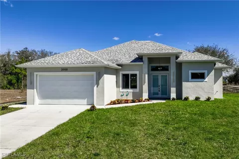 2000 Curry Ave N, Lehigh Acres, FL 33971