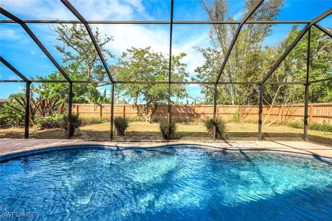 1207 SE 15th Ter, Cape Coral, FL 33990