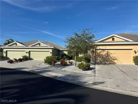10414 Peso Del Rio Dr, Fort Myers, FL 33908