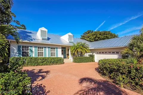16090 Bentwood Palms Dr, Fort Myers, FL 33908