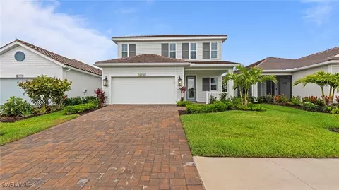 4568 Centaurus Cir, Naples, FL 34120 photo 2
