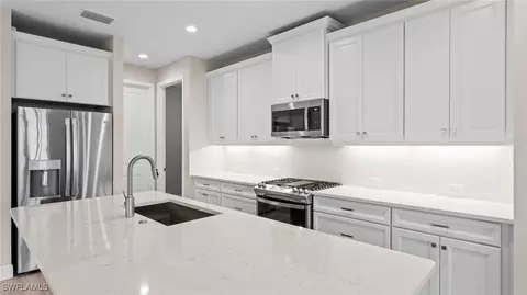 4568 Centaurus Cir, Naples, FL 34120 photo 12