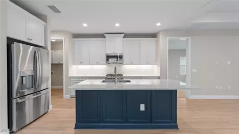 4568 Centaurus Cir, Naples, FL 34120 photo 10