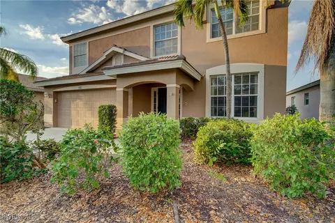 3321 Midship Dr, North Fort Myers, FL 33903
