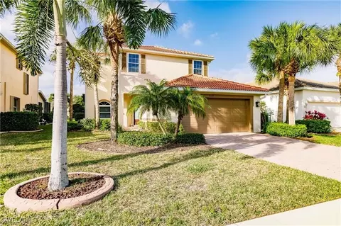 2564 Keystone Lake Dr, Cape Coral, FL 33909