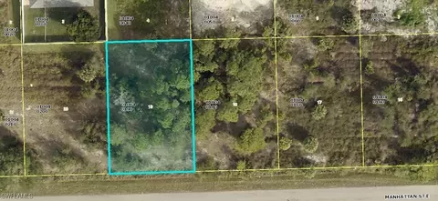 539 Manhattan St E, Lehigh Acres, FL 33974