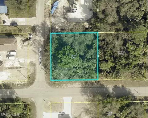 1301 E 5th St, Lehigh Acres, FL 33972