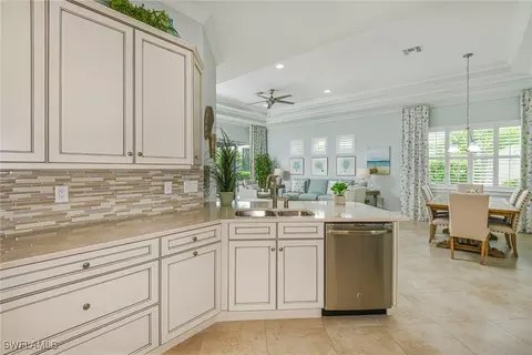 8873 Yucatan Ct, Naples, FL 34112 photo 11