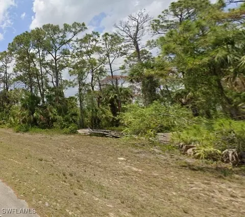 1063 Balboa Ave, Labelle, FL 33935