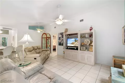 218 Pinehurst Cir, Naples, FL 34113 photo 16