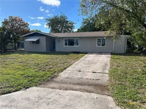 1525 Lindale Cir, Lehigh Acres, FL 33936